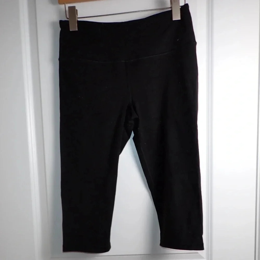 Victoria’s Secret VSX Sport Knockout by Victoria’s Secret Crop size M